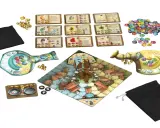Gra planszowa "Szarlatani z Pasikurowic" BGG. Kolorowe żetony, plansza z miasteczkiem, karty składników i woreczki.