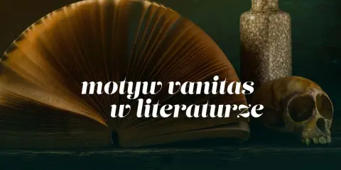 Otwarta księga, czaszka i waza tworzą kompozycję symbolizującą motyw vanitas w literaturze, przypominając o przemijaniu.