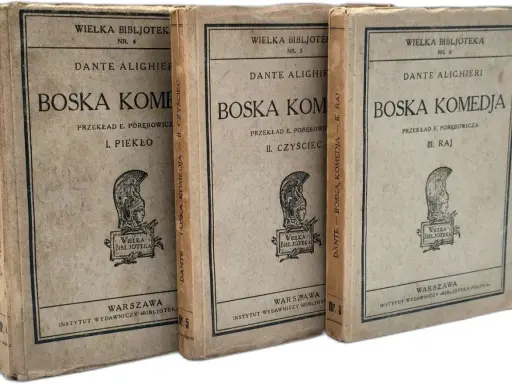 Trzy tomy "Boskiej komedii" Dantego Alighieri, wydane w Warszawie. Każdy tom zawiera ilustrację z hełmem i logo "Wielka Bibljoteka".