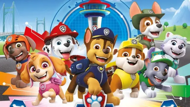 Wesołe psi patrol postacie: Chase, Marshall, Skye, Rubble, Rocky, Zuma i Everest gotowi do akcji!