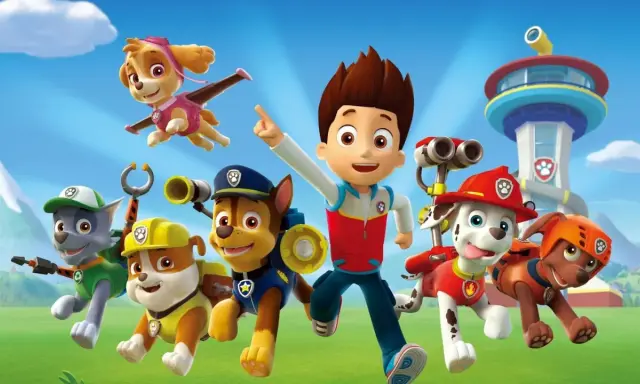 Psi Patrol obsada: Ryder i jego psiaki gotowi do akcji! Chase, Marshall, Rocky, Zuma, Rubble i Skye w pełnej krasie.
